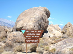 [Alabama Hills]