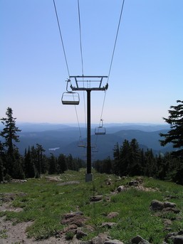 [Symmetrical ski Lift!]