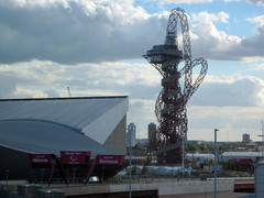 [Arcelor Mittal Orbit and Stratford Walk]