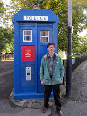 [A Police Box!]