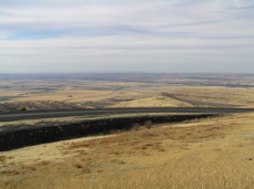 [Downhill! All the road you see is I-84; note the loops and the drop]