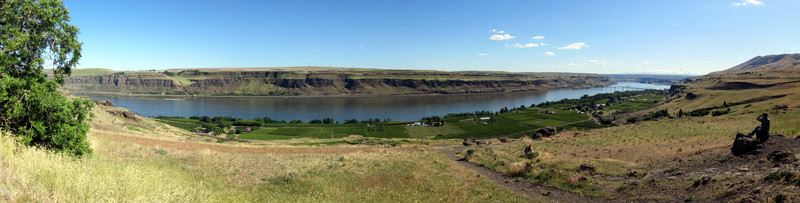 [Maryhill, WA from Stonehenge]