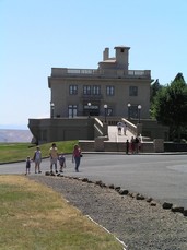 
		Wishram Art Museum
		