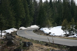 [Road to Ice Cave]